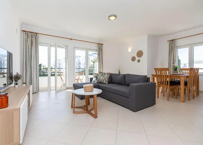 Marisol Apartment, Mato Santo Espirito *